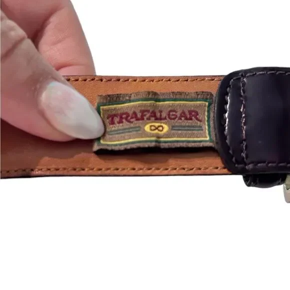 Trafalgar Classic Cordoba Leather Mahogany Dress Belt Solid Brass Buckle Size 36 - Picture 7 of 7